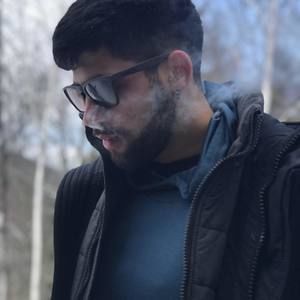 Meet your Posher, Alexandre